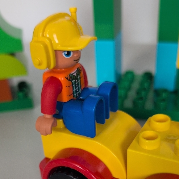 Lego Duplo All-In-One-Box-Of-Fun Incomplete Set - Picture 3 of 10